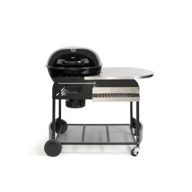 Grill Portable Avec Support Personnalisé Et Ustensiles De Cuisine Sur Un  Patio En Briques Créé Avec Une Ia Générative